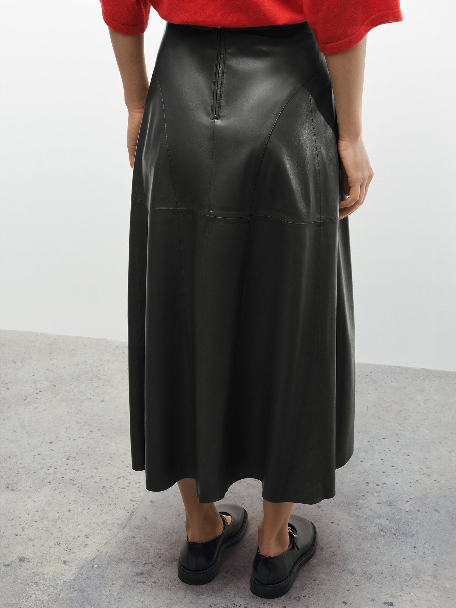 INDRINA LEATHER SKIRT BLACK - Image 4