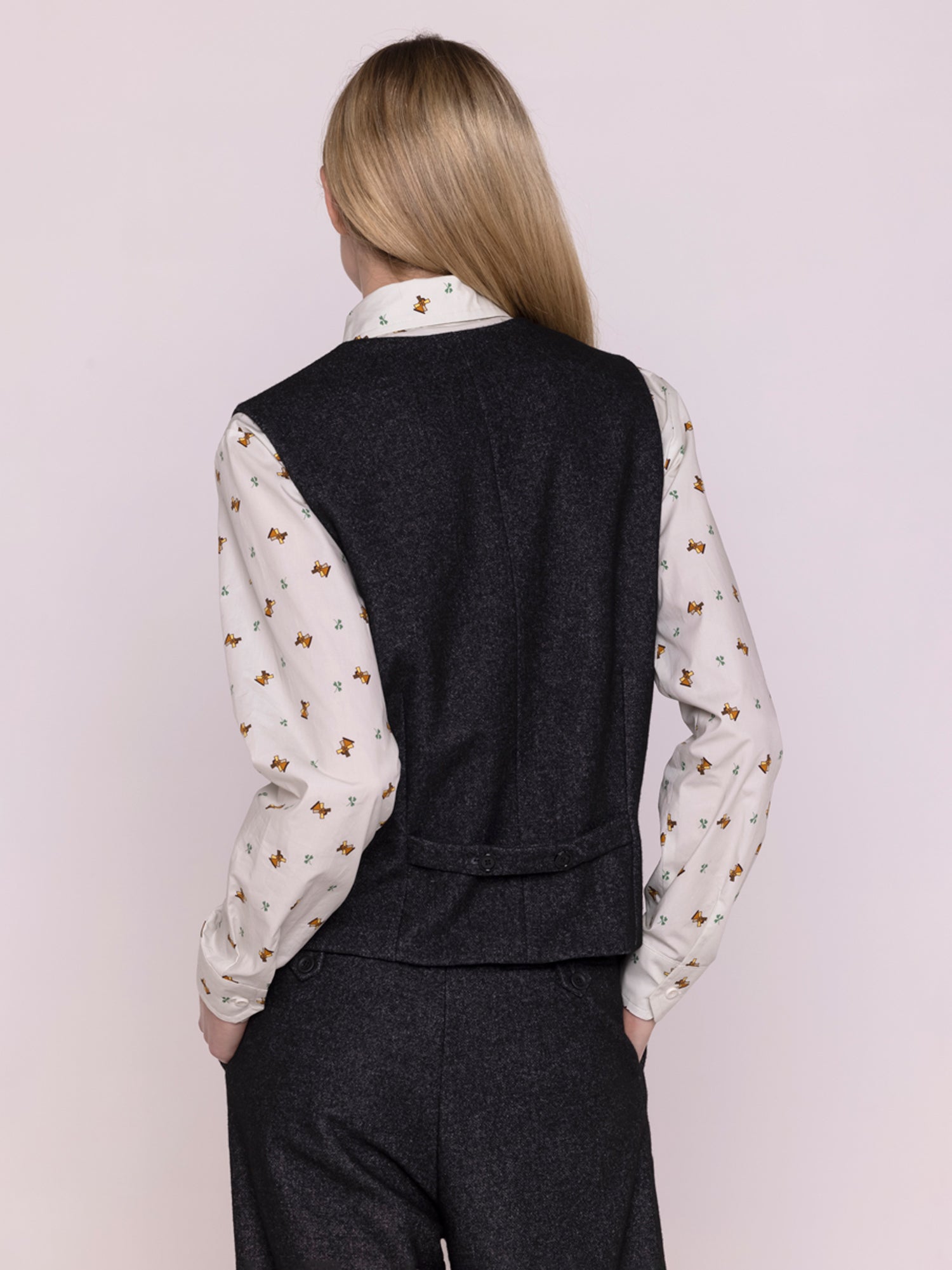 WOOL WAISTCOAT DARK GREY - Image 4
